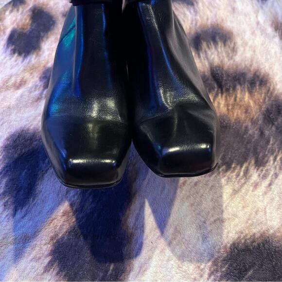 Franco Sarto Black Leather Heeled Ankle Boots Size 10 - Picture 6 of 10